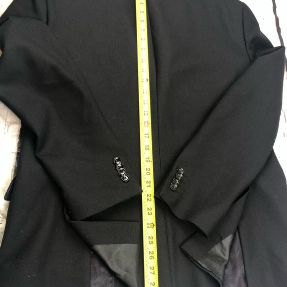 ZARA MAN Mens Sz 46 Black BlazerJacket Sports Coat Tailored Fit 2Button Front - Picture 9 of 15